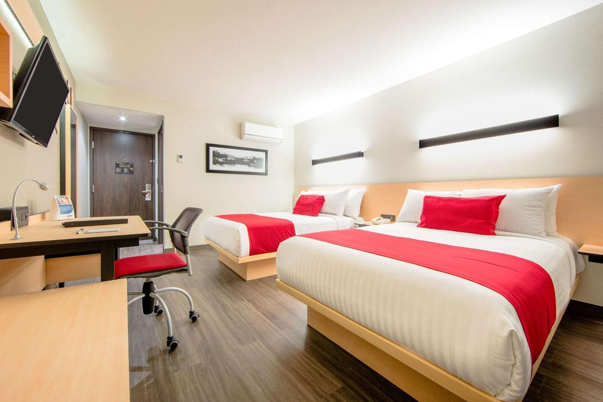 Comfort Inn Delicias Exterior photo