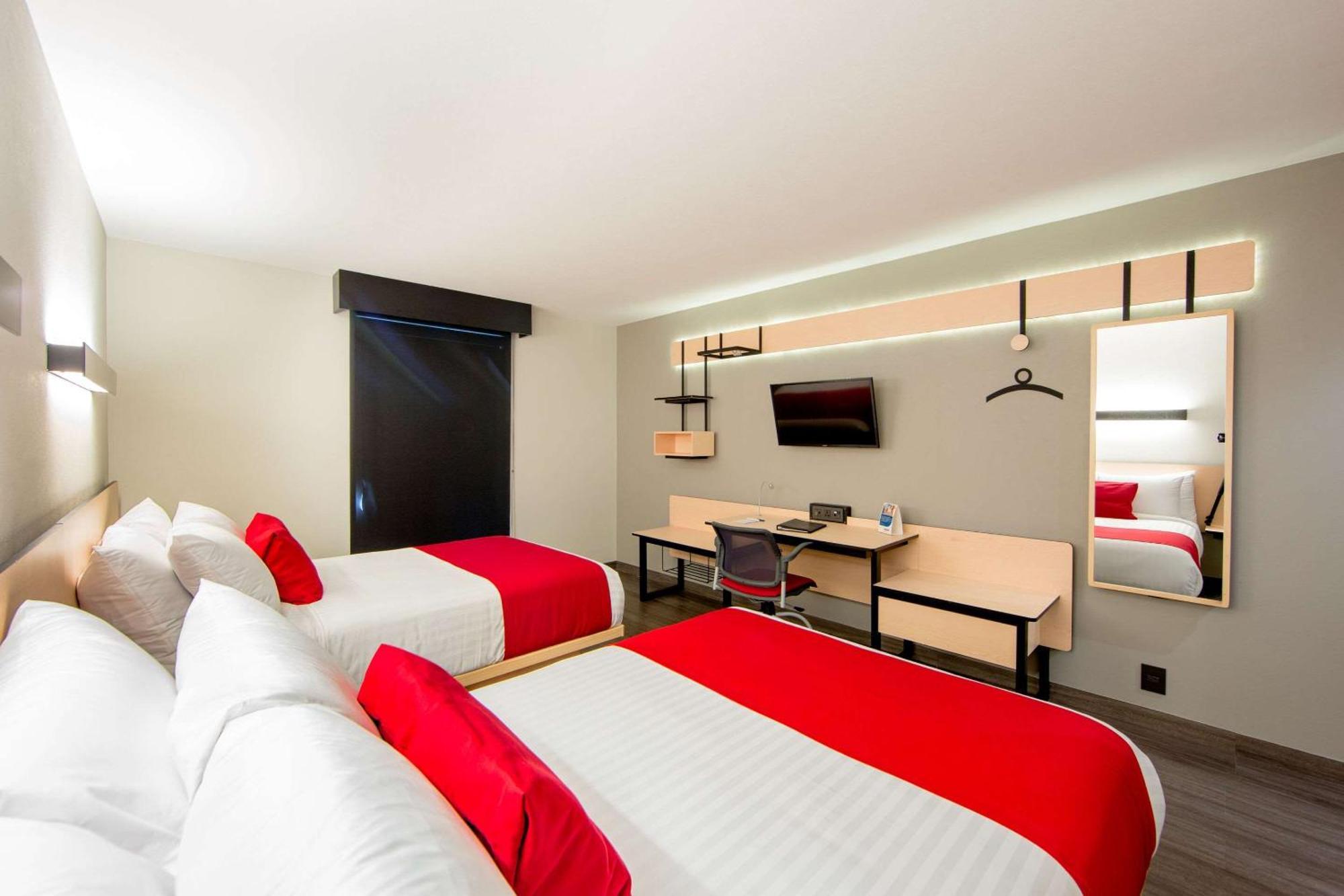 Comfort Inn Delicias Exterior photo